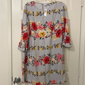 Old Navy Floral Shift Dress / Bell Sleeves